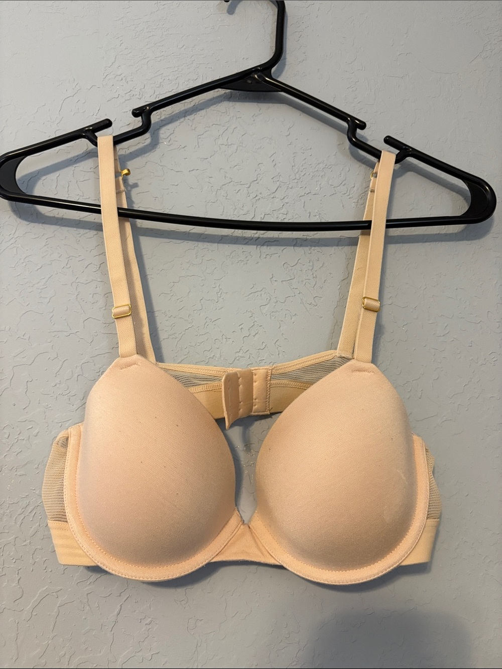 Lively Everyday Padded T-Shirt Bra - Nude